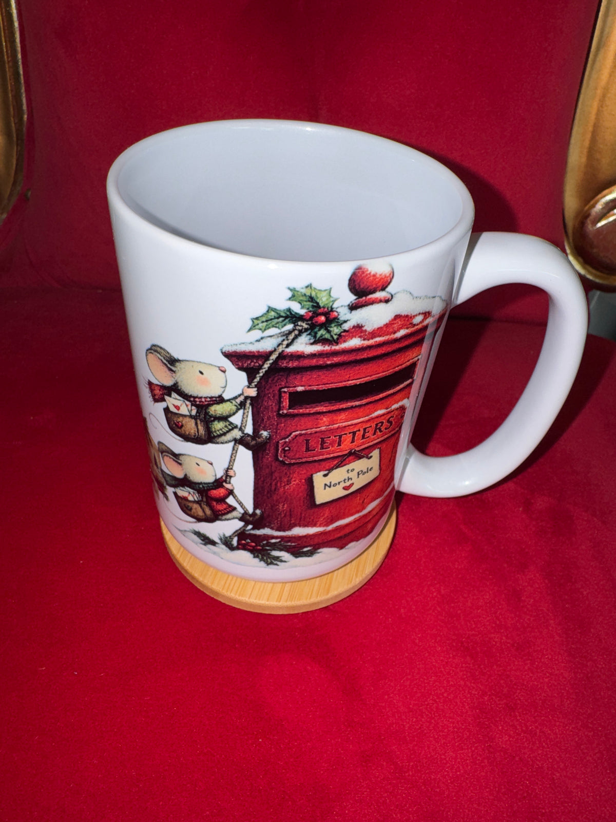 Mug 15oz Handmade Design - Postbox with Mice and Letters to North Pole