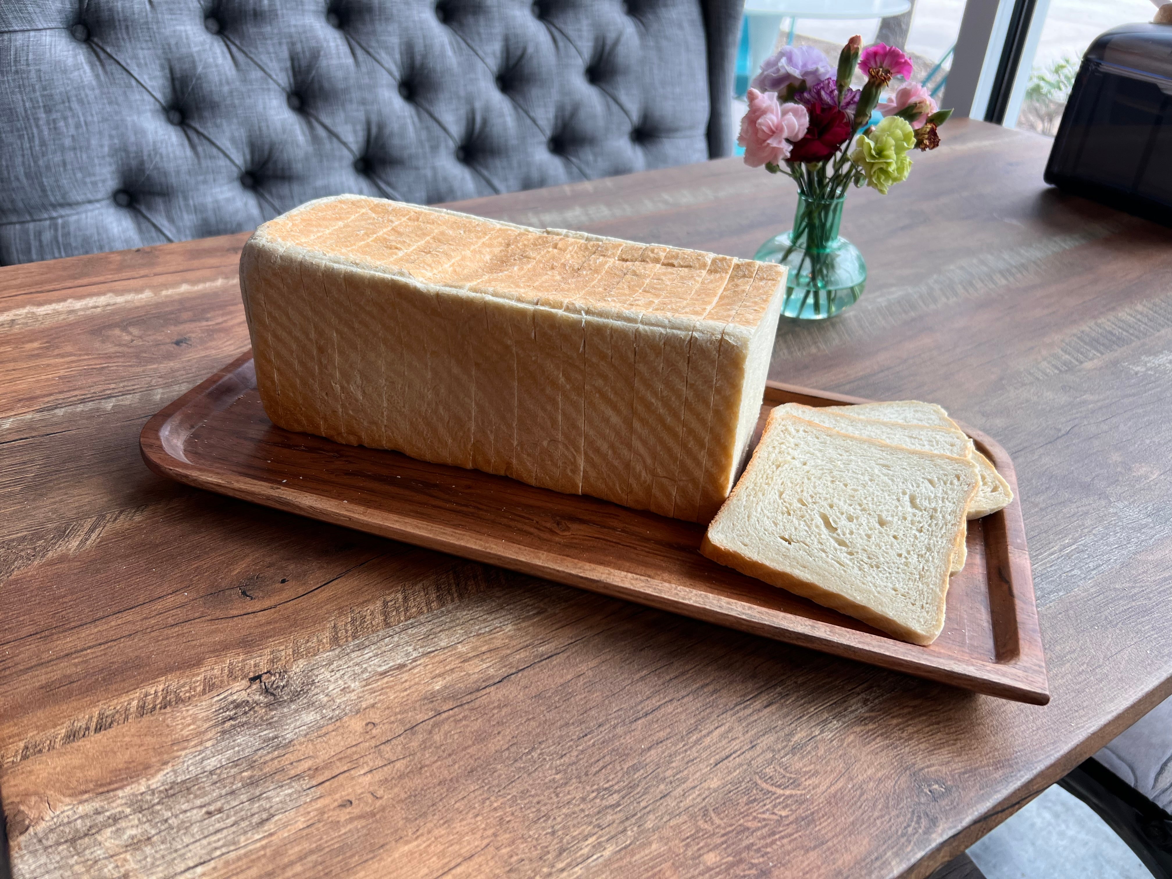 British Choice Medium Sliced Bread (Large Loaf 2lb Ship Weight) *Limit 1 per order*