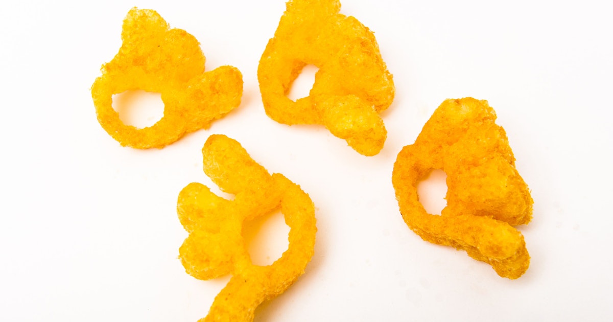 <p data-mce-fragment="1">Satisfy your snack cravings with our Monster Munch Pickled Onion Flavor Crisps. This 40g bag is perfect for on-the-go snacking, with a tangy pickled onion flavor that will leave your taste buds wanting more.</p> <p data-mce-fragment="1">Made with high-quality ingredients, enjoy a tasty and satisfying snack anytime, anywhere.</p>